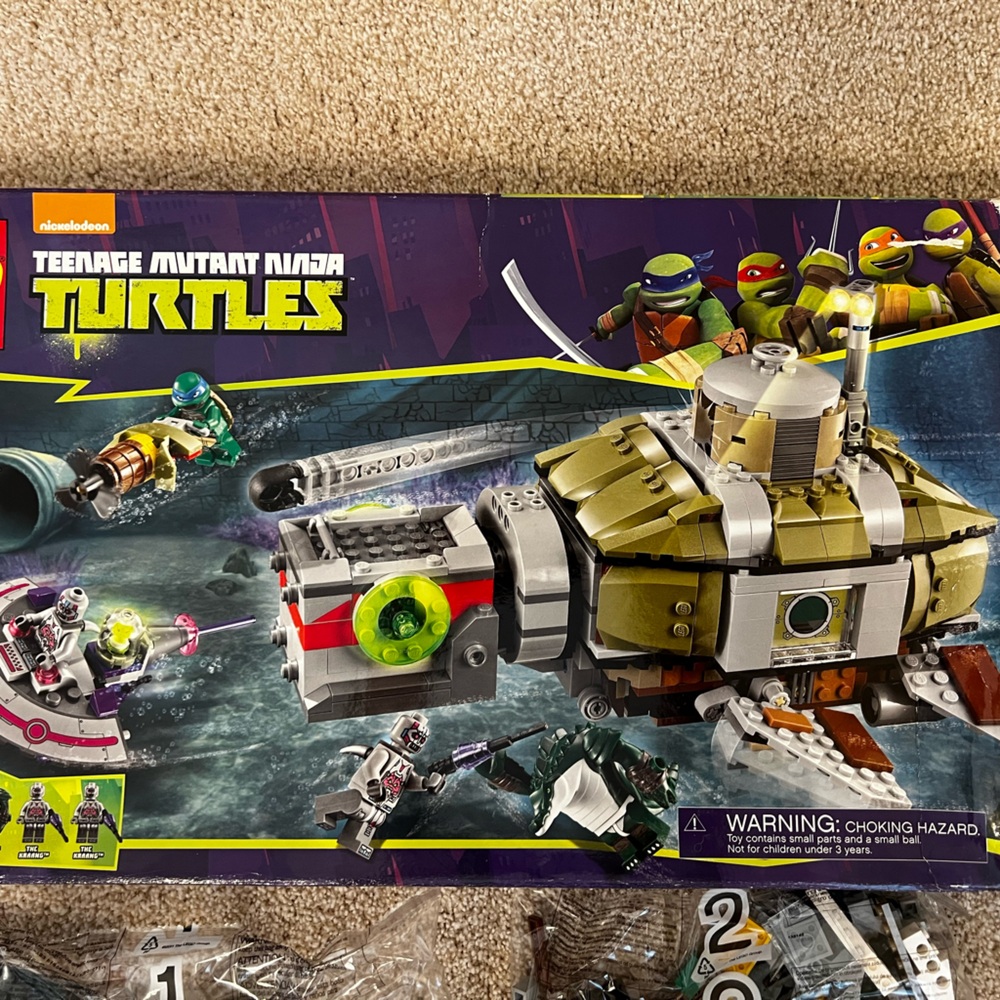 LEGO Teenage Mutant Ninja Turtles Set 79121 Turtle Sub Undersea Chase - Picture 9 of 11